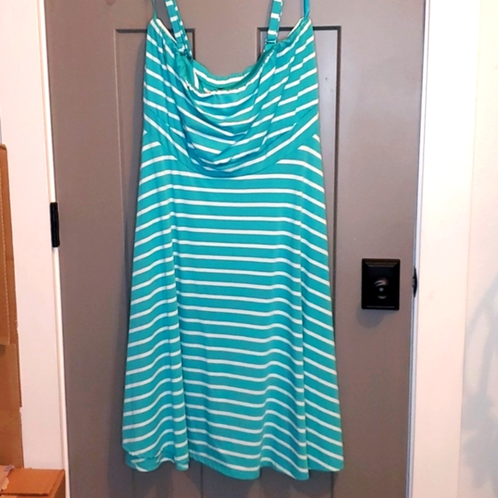 NEW Torrid brand strapless summer dress sz 1